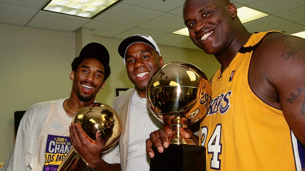 Magic Johnson Los Angeles Lakers nba around the game Kobe Bryant shaquille o'neal