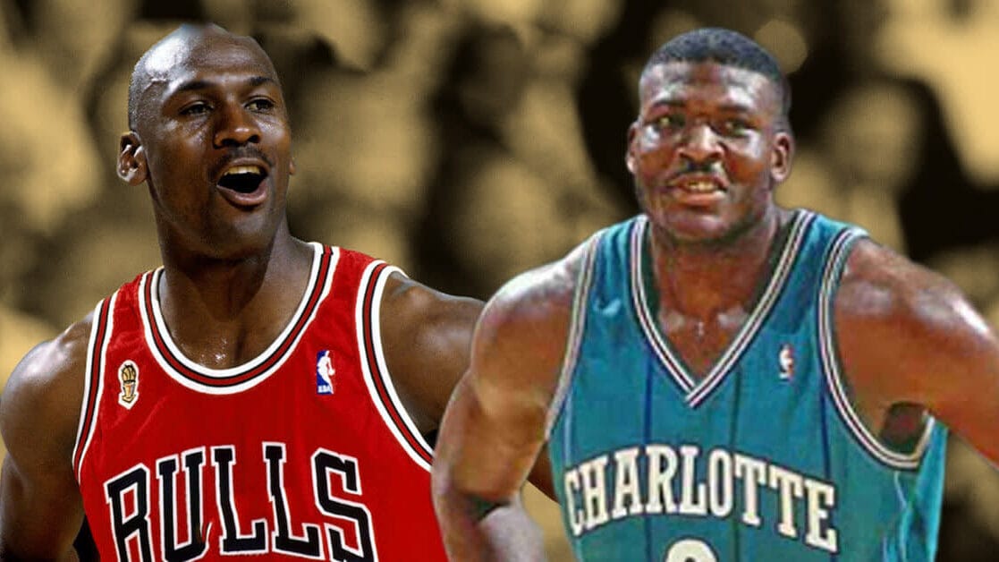 Il modo spietato con cui Michael Jordan distrusse psicologicamente Larry Johnson