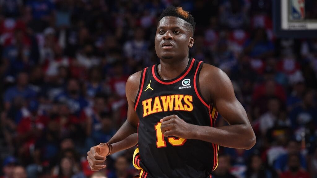 Clint Capela torna ai Rockets