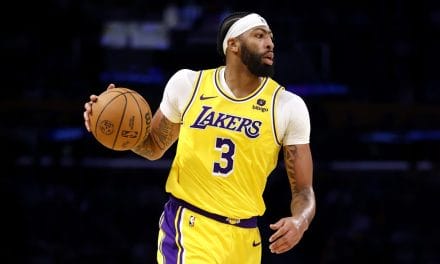 Perché la fascite plantare di Anthony Davis va monitorata?