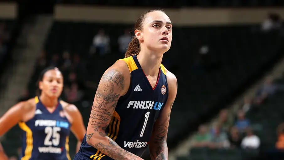 Una carriera con la valigia in mano. L’addio al basket di Jazmon Gwathmey