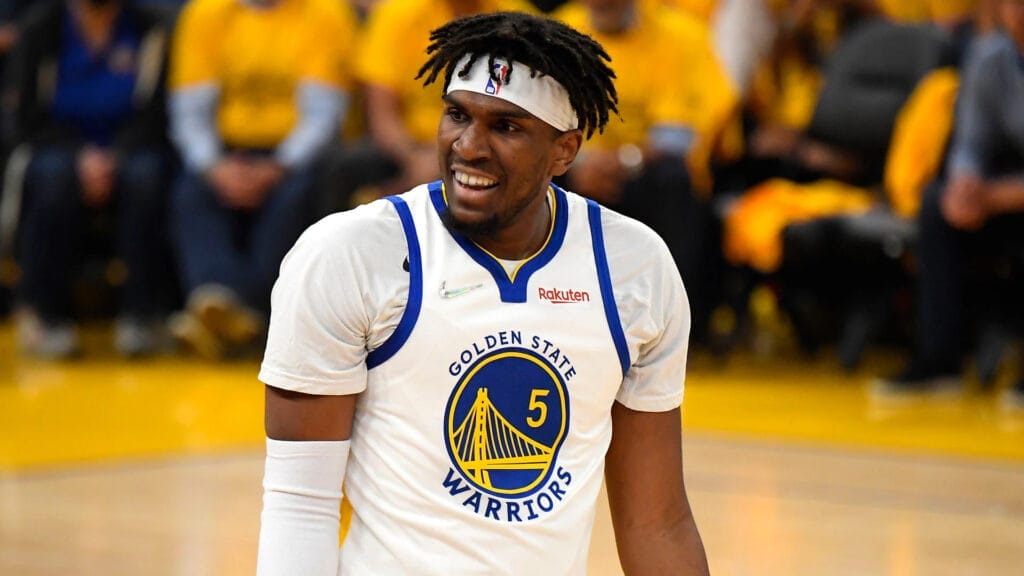 Kevon looney warriors pelicans